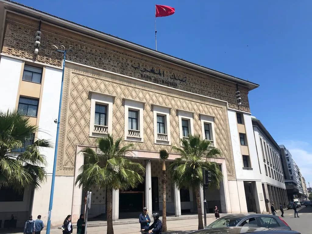 Bank Al-Maghrib réduit la commission de change sur les cartes bancaires à 0,5%