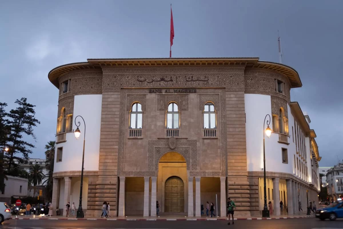 المغرب يطلق سوقا للديون البنكية المتعثرة بقيمة 11.3 مليار دولار