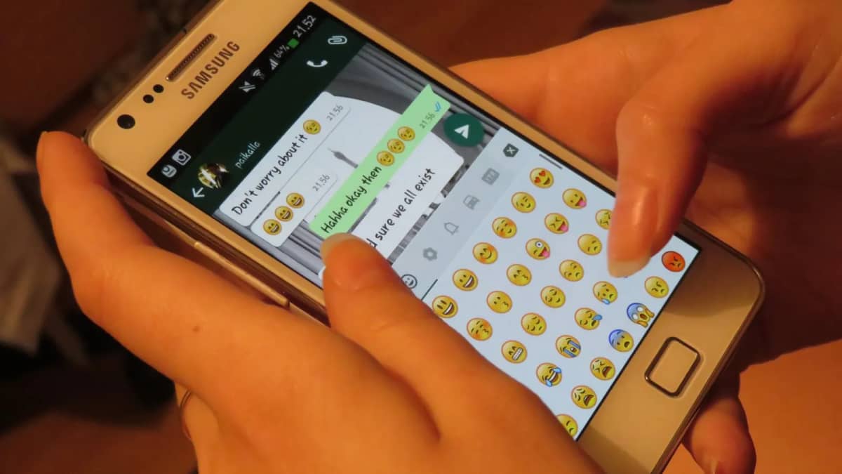 احتيال واتساب يستهدف المغاربة بانتحال هوية الأقارب لسرقة الأموال