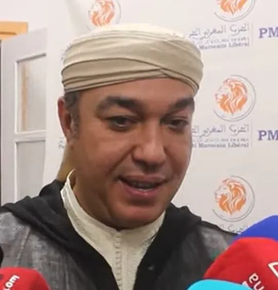 محمد أوزين يتهم بالتجسس على هواتف الحركة الشعبية قبل الانتخابات